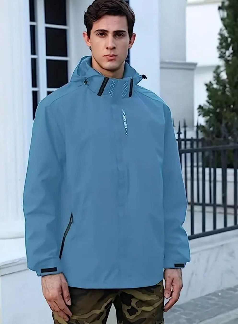 Men's Lightweight Waterproof Hooded Windbreaker Jacket