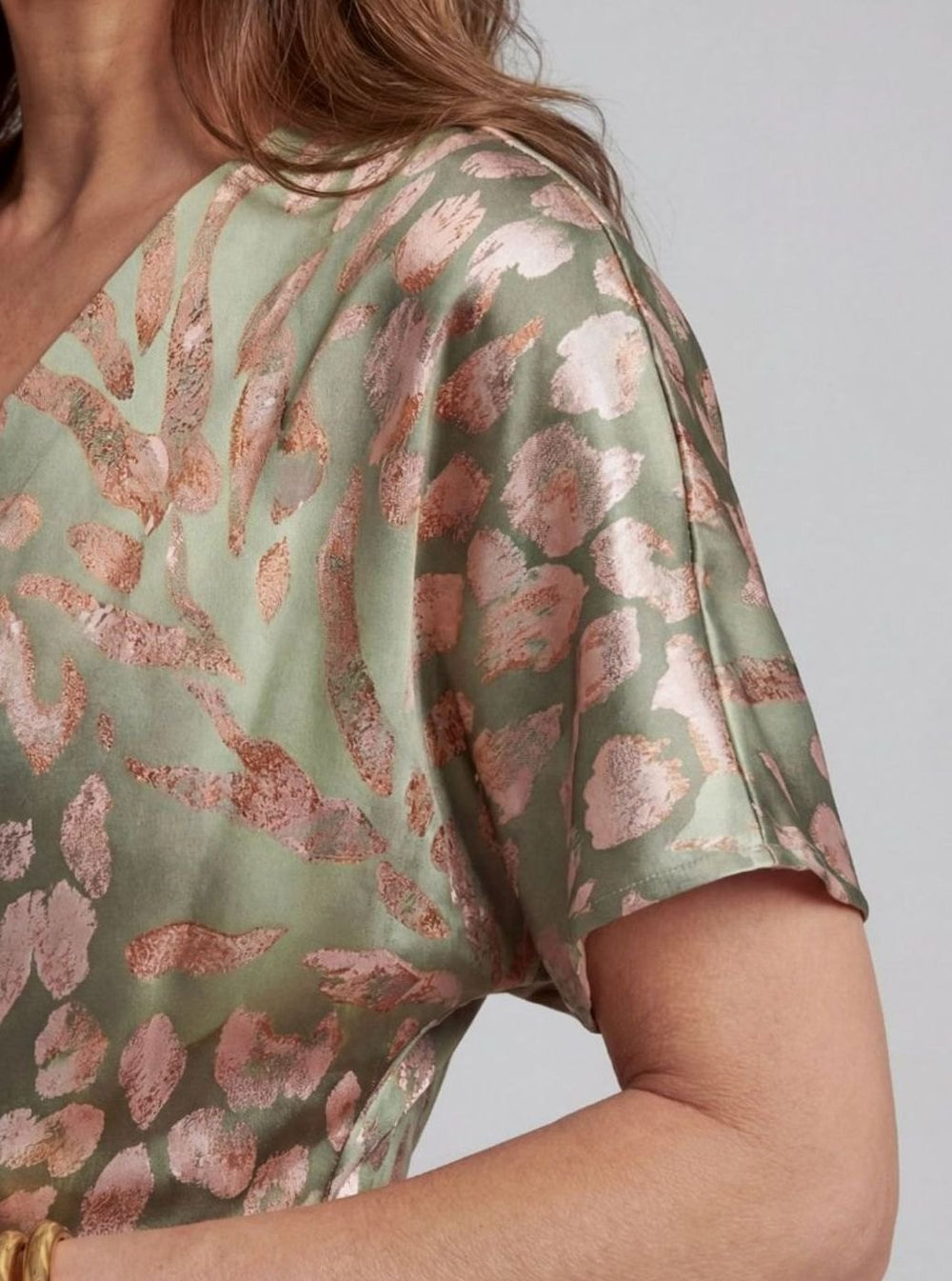 Women's Abstract Print V-Neck Twist-Waist Midi Dress