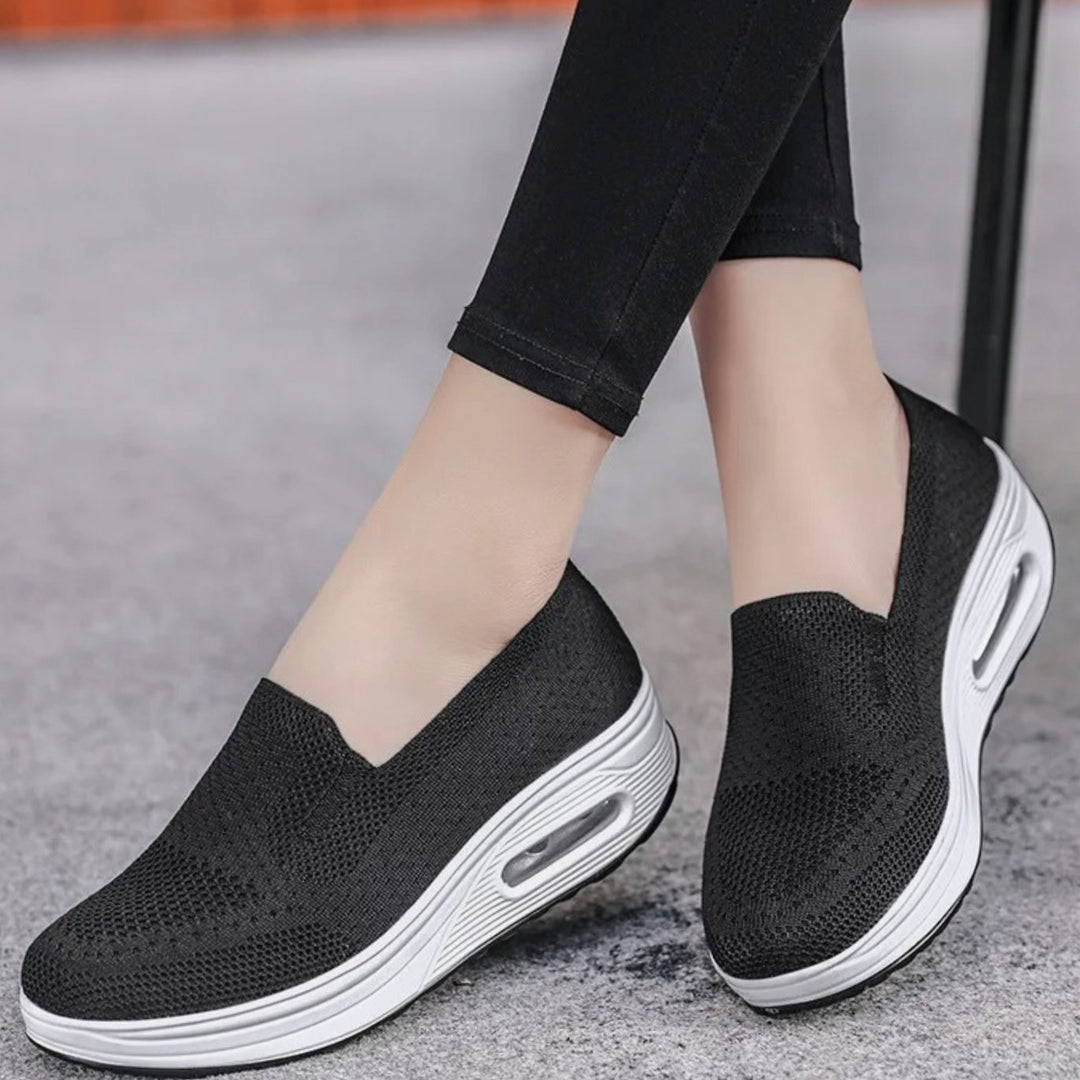 Women's Air-Cushion Slip-On Knit Platform Trainers - Black