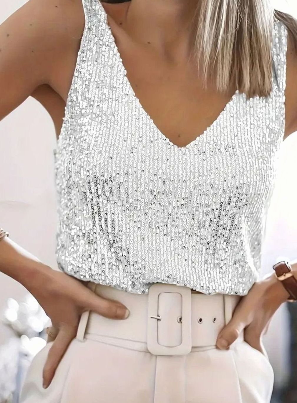 Women's All-Over Sequin V-Neck Sleeveless Party Vest Top