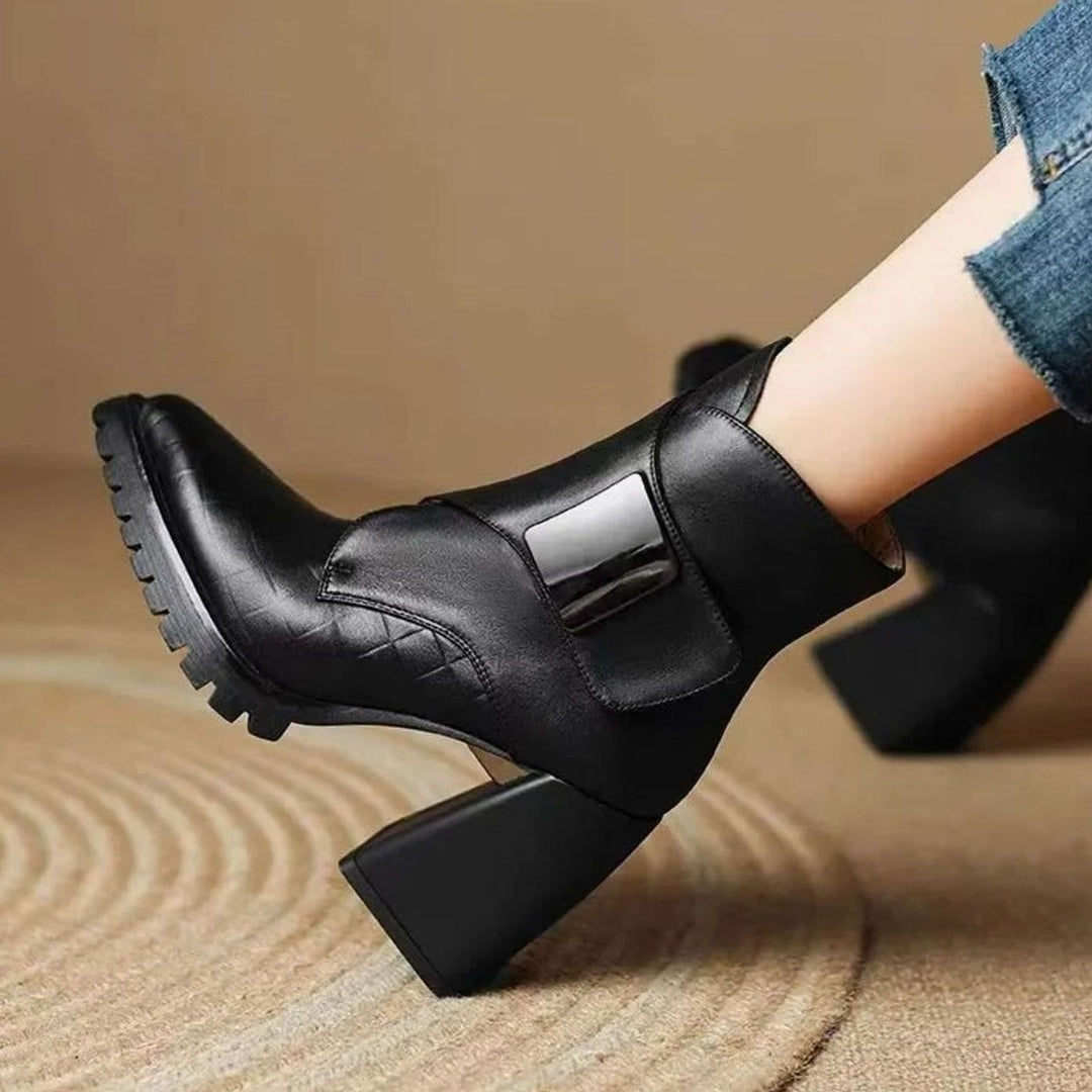 Women's Black Chelsea Boots Block Heel Metal-Buckle Ankle Boots - Black