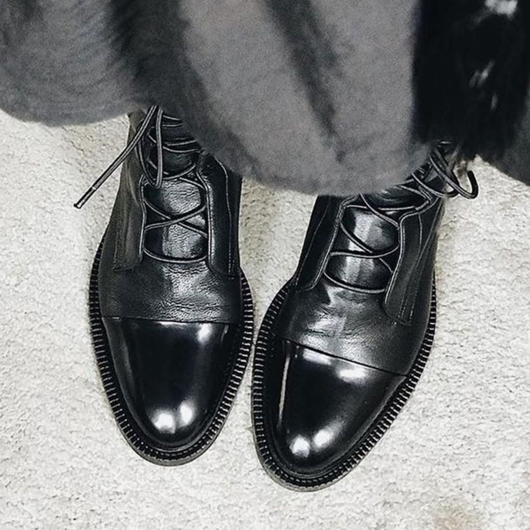 Women's Black Leather Lace-Up Cap-Toe Ankle Boots