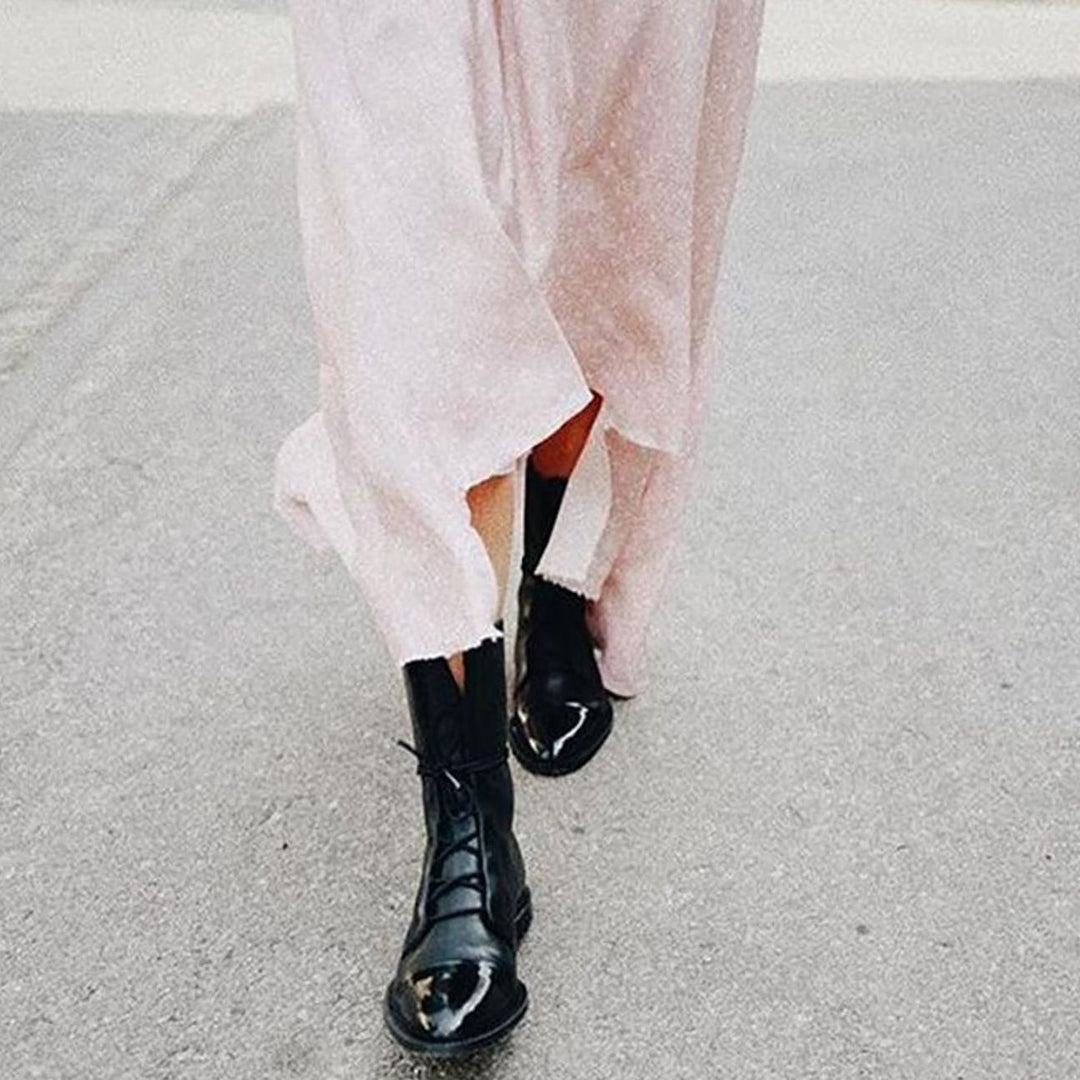 Women's Black Leather Lace-Up Cap-Toe Ankle Boots