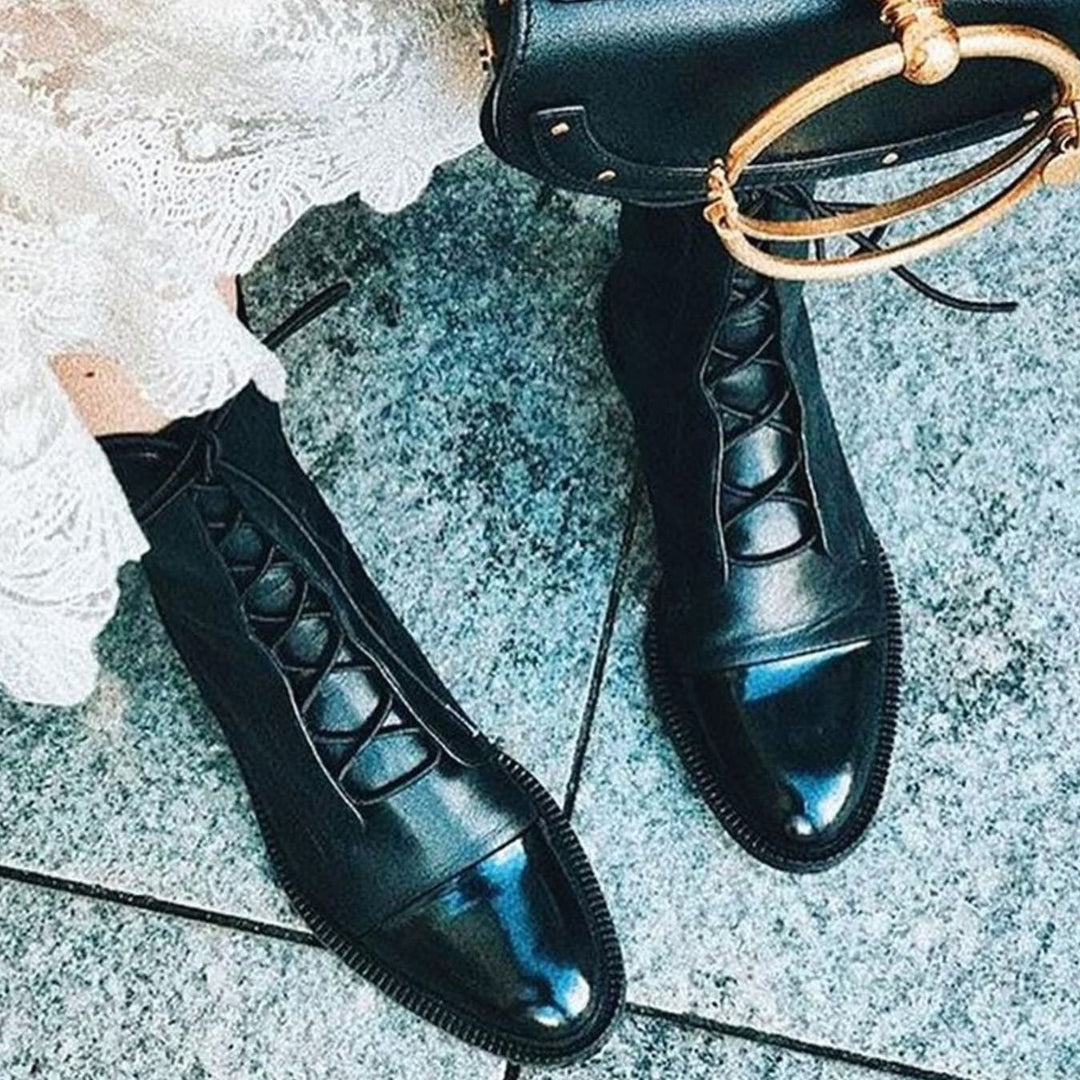 Women's Black Leather Lace-Up Cap-Toe Ankle Boots