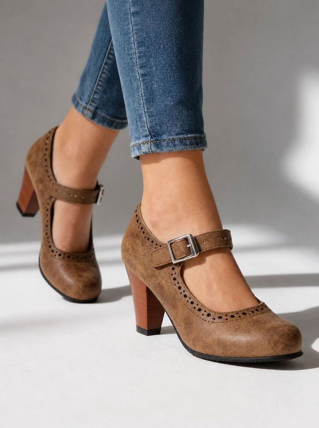 Women's Brogue Mary Jane Block-Heel Buckle Strap Pumps