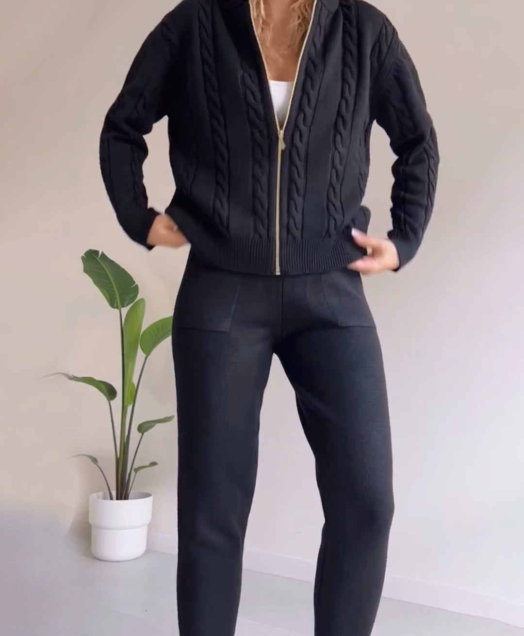 Women's Cable-Knit Hooded Zip Cardigan Jogger Two-Piece Set - Black