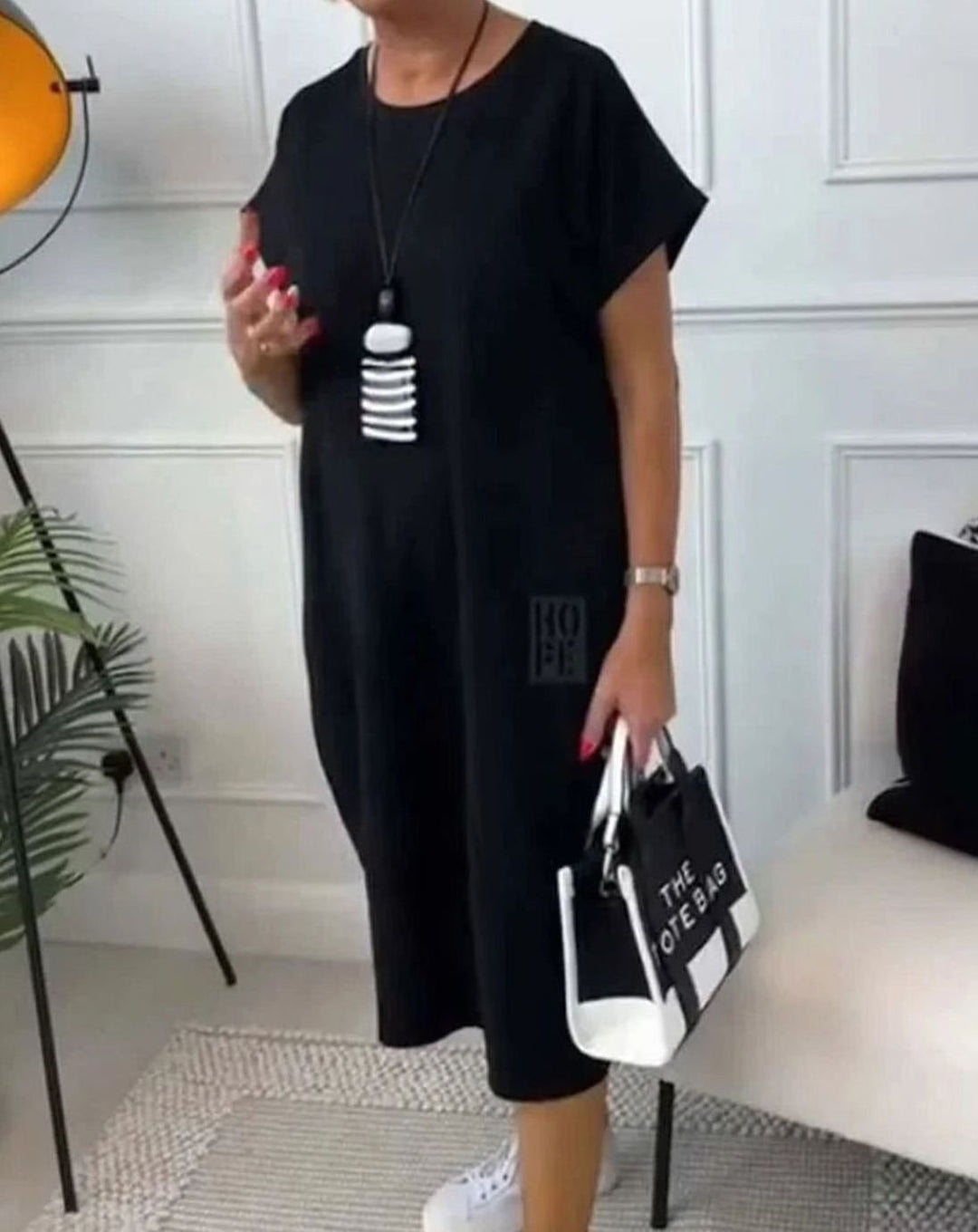 Women's Casual Loose Short-Sleeve Pocketed Midi Dress, Black
