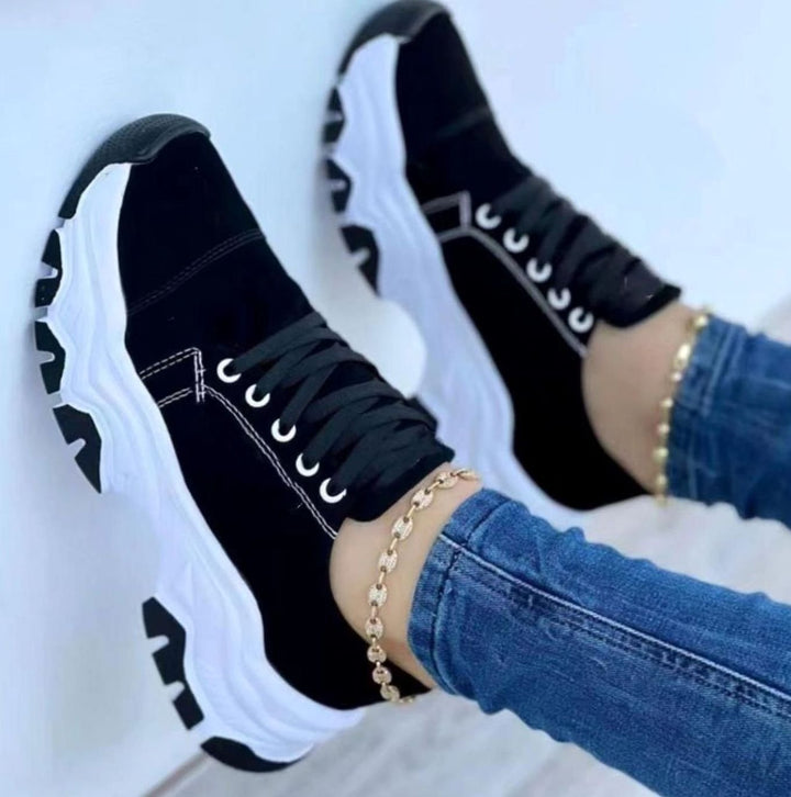 Women's Chunky Lace-Up Casual Walking Trainers - Black