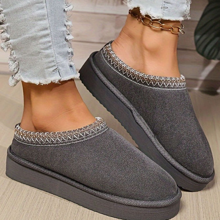 Women's Comfy Closed-Toe Plush Slip-On Slippers - Grey