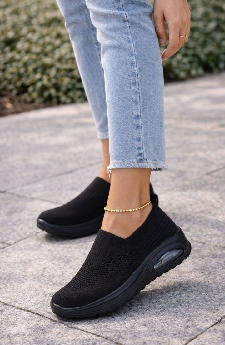 Women's Cushioned Knit Slip-On Air-Sole Walking Trainers