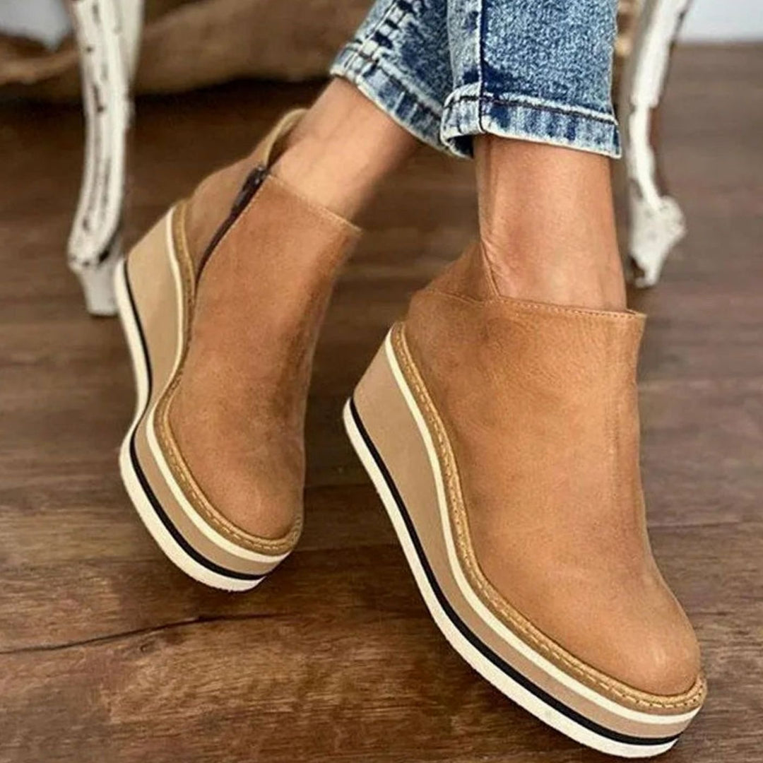 Women's Elegant Black Platform Ankle Boots Slip-On - Beige