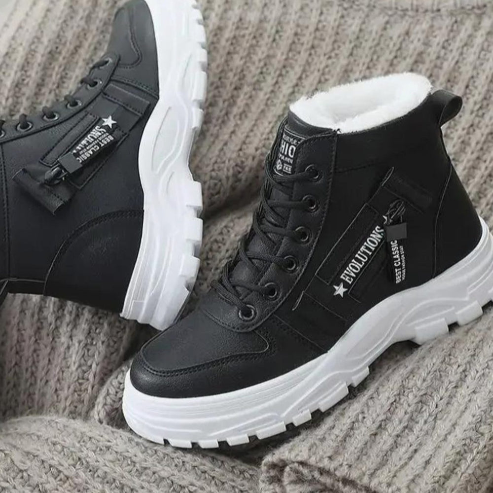Women's Faux Leather Lace-Up Fleece-Lined Winter Snow Boots - Black