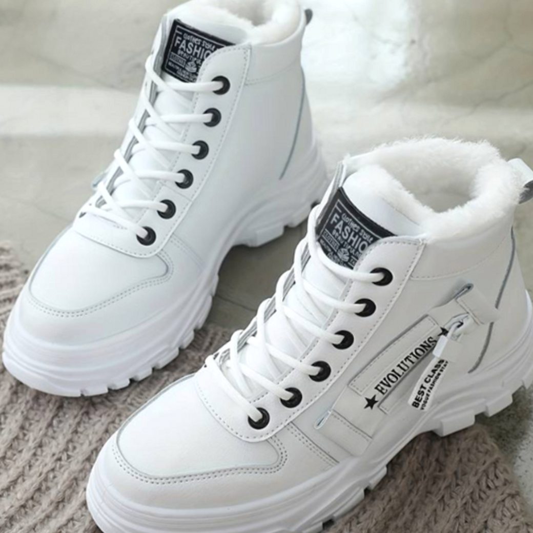 Women's Faux Leather Lace-Up Fleece-Lined Winter Snow Boots - White
