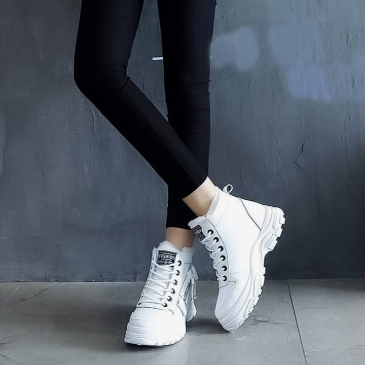 Women's Faux Leather Lace-Up Fleece-Lined Winter Snow Boots