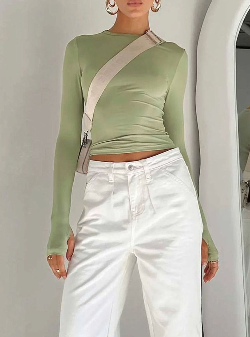 Women's Fitted Long-Sleeve Stretch Crop Top Crew Neck