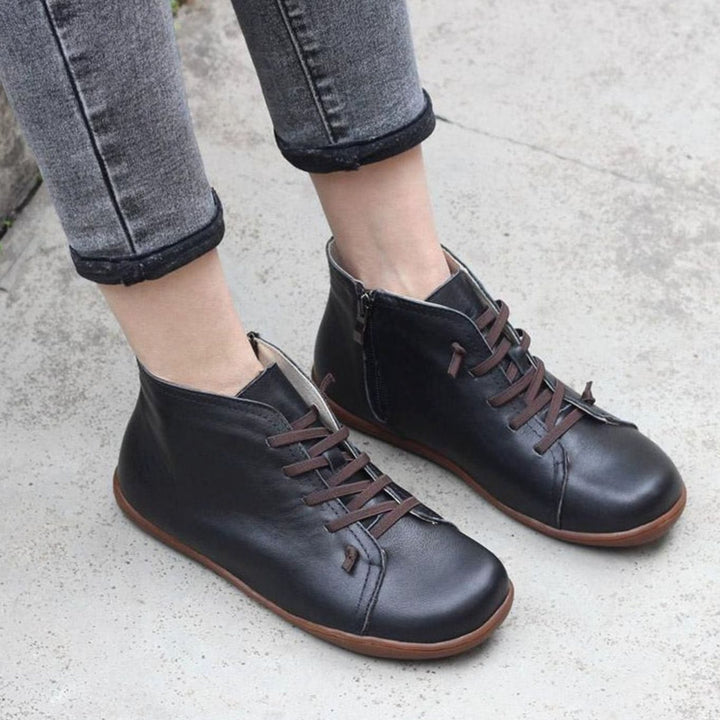 Women's Flat Lace-Up Side-Zip Suede Leather Ankle Boots - Black