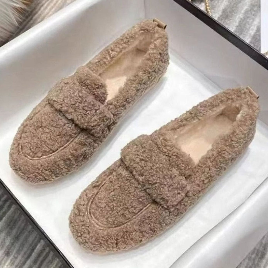 Women's Fluffy Bouclé Round Toe Penny Loafer Slippers