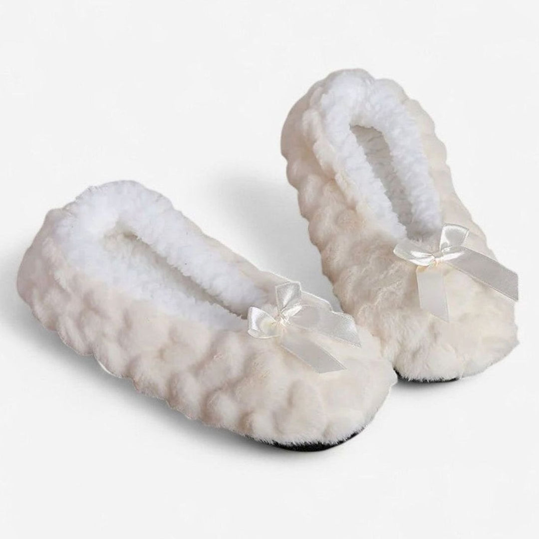 Women's Fluffy Plush Slip-On Indoor Slippers Non-Slip Flat