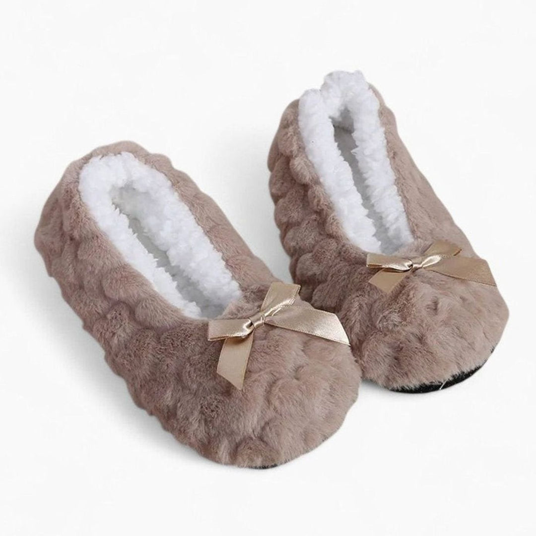 Women's Fluffy Plush Slip-On Indoor Slippers Non-Slip Flat