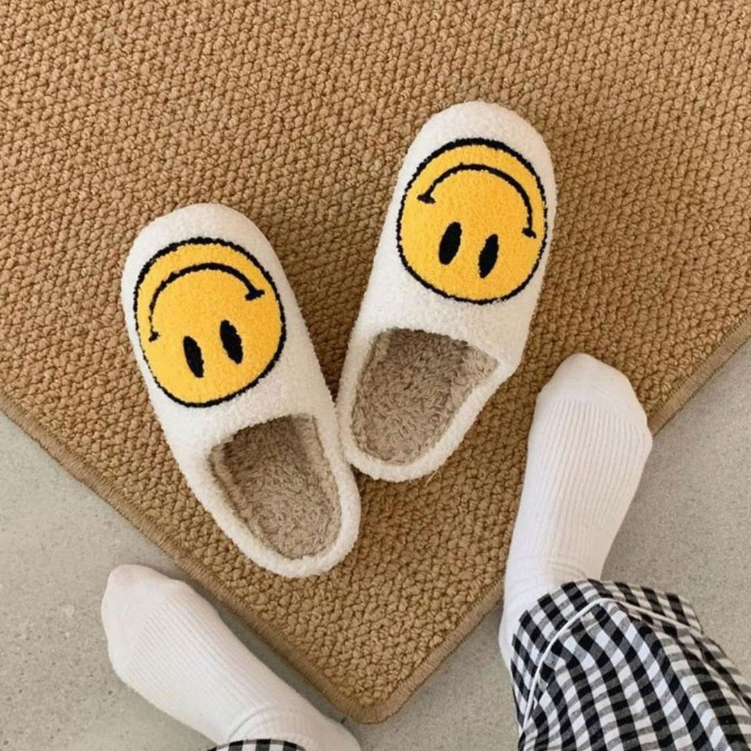 Women's Fluffy Smiley Face Faux-Fur Lined House Slippers