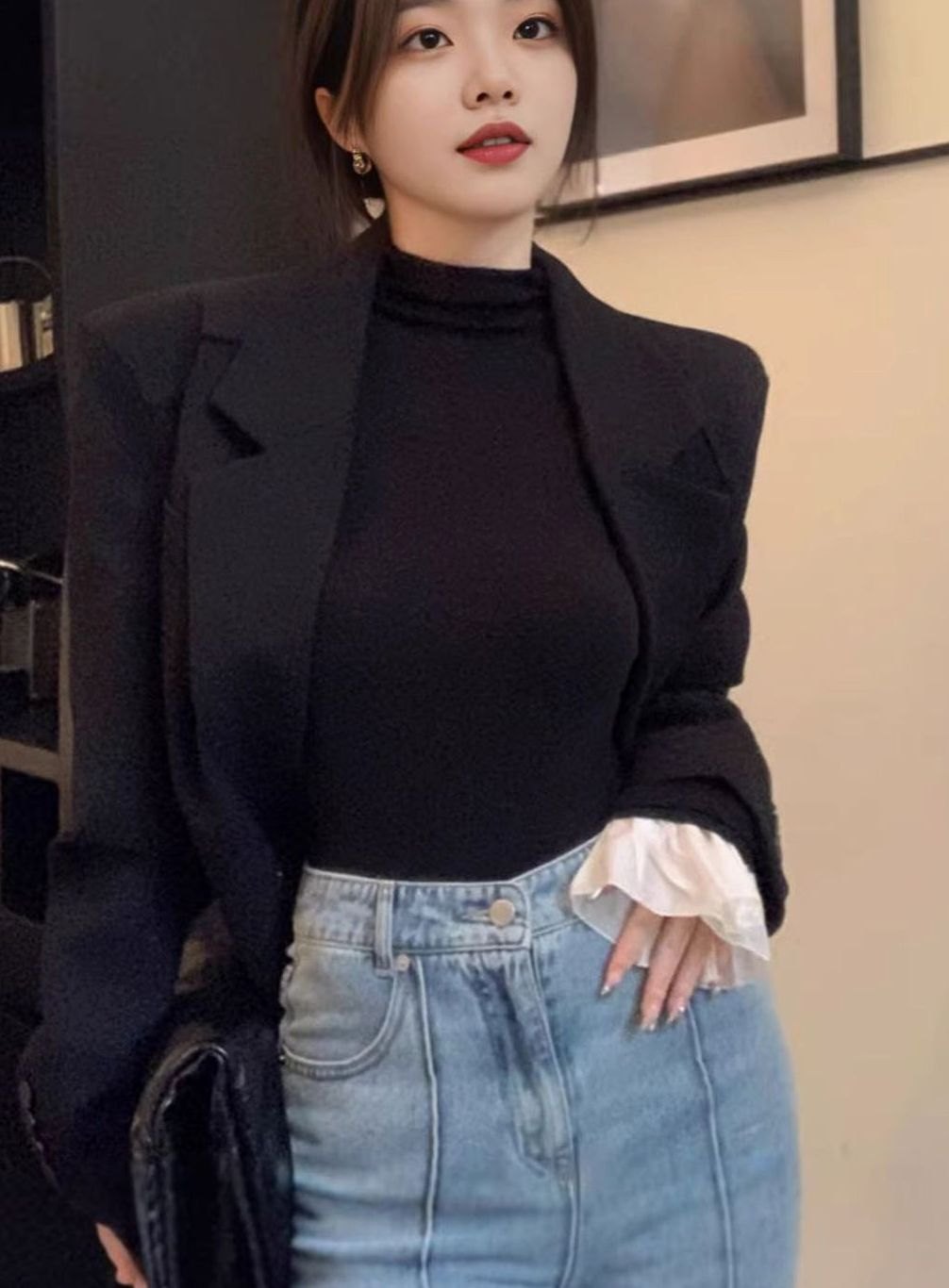 Women's High-Neck Long-Sleeve Knit Top Frill Cuff Detail