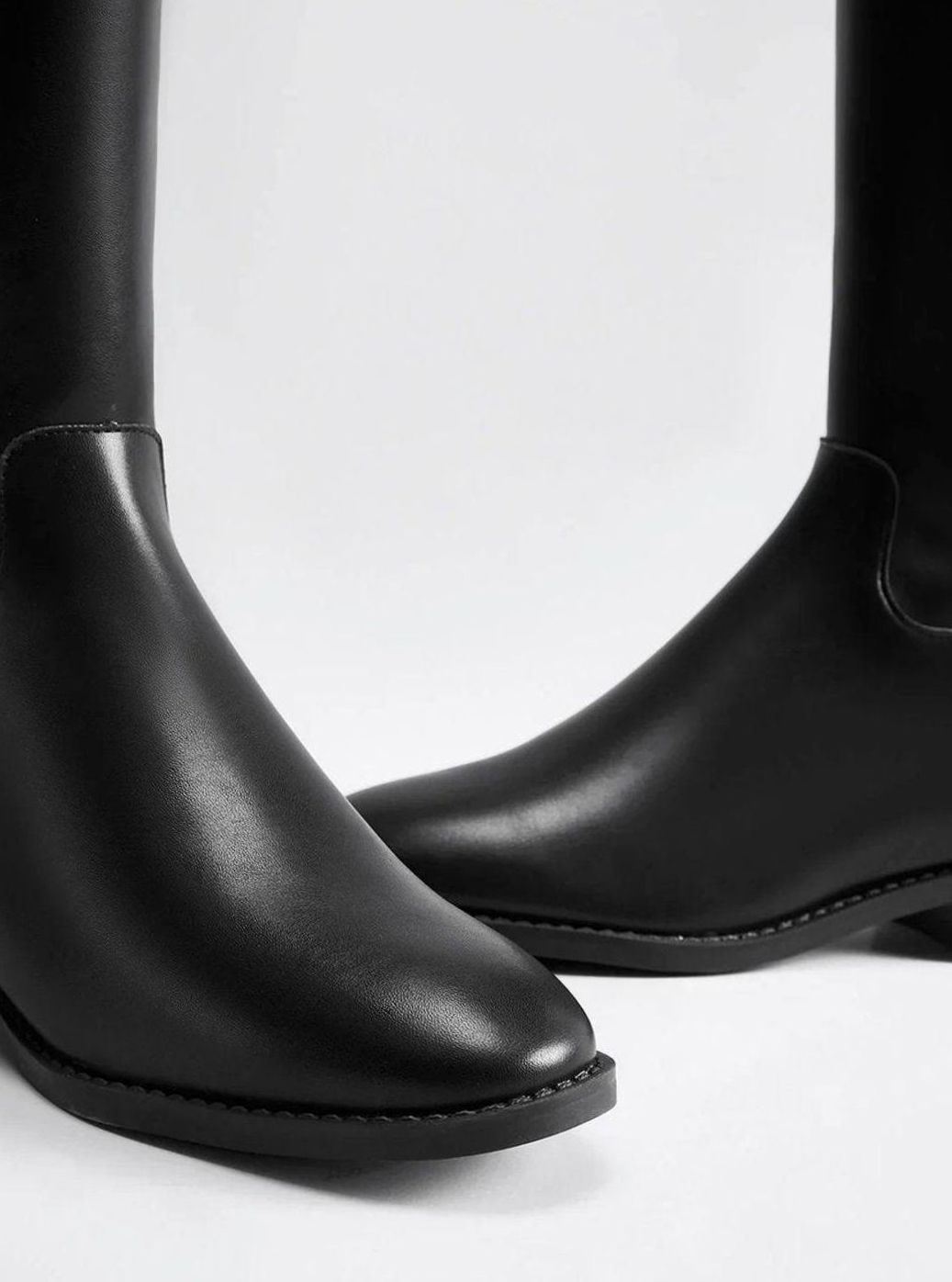 Women's Leather Knee-High Buckle Riding Boots