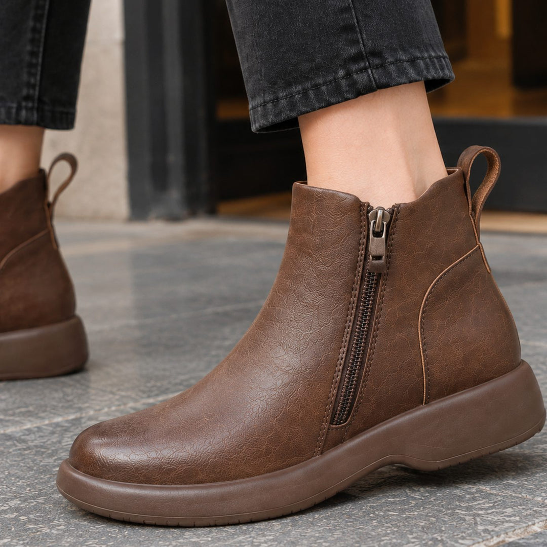 Women's Leather Side-Zip Ankle Boots Rounded Toe