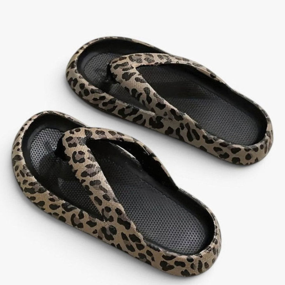 Women's Leopard Print Toe-Strap Flat Slip-On Flip-Flop Sandals