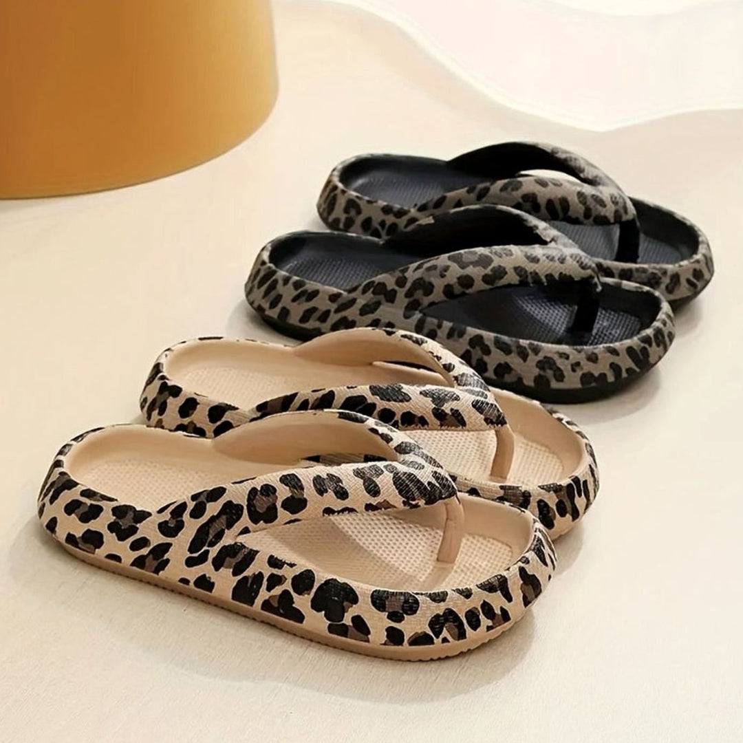Women's Leopard Print Toe-Strap Flat Slip-On Flip-Flop Sandals