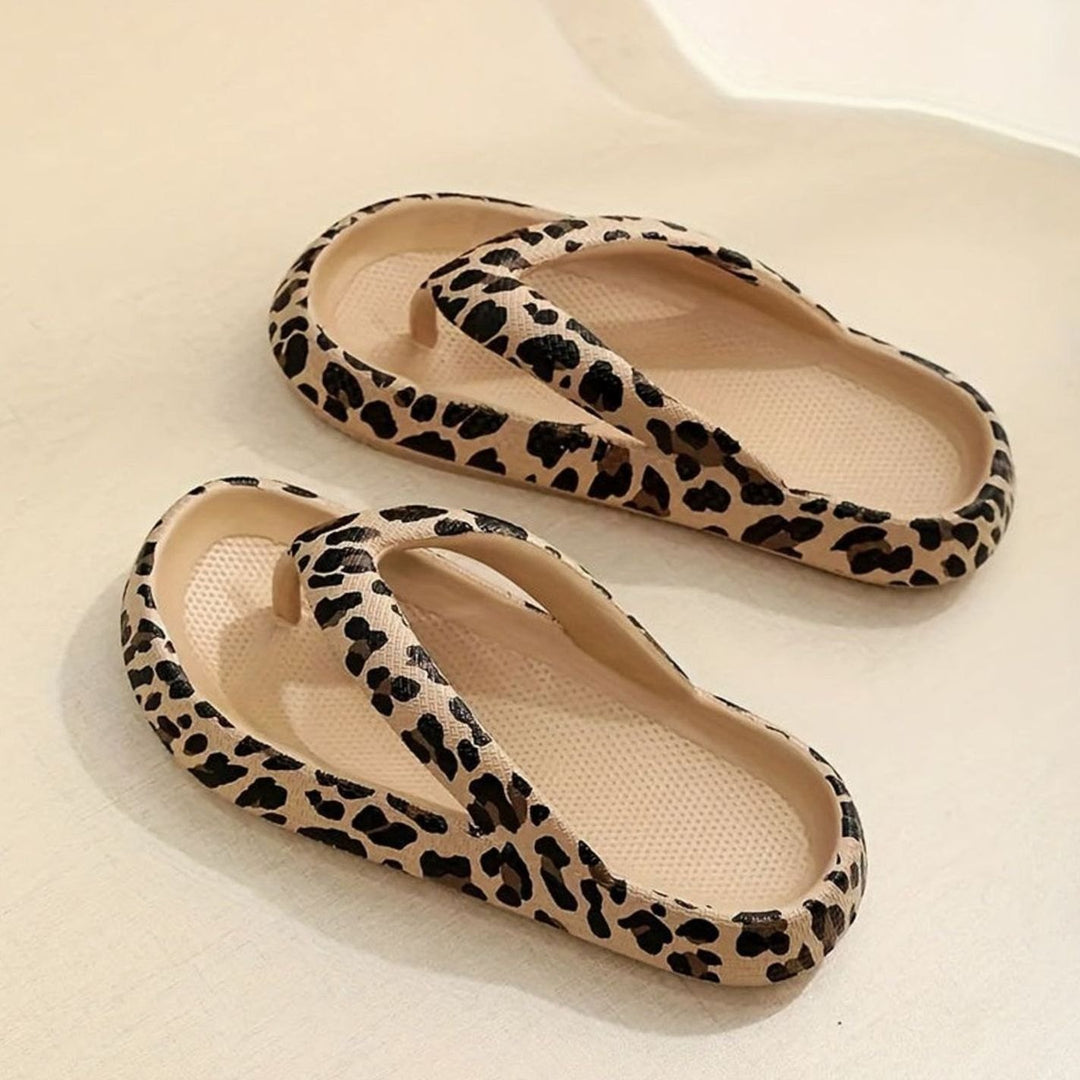 Women's Leopard Print Toe-Strap Flat Slip-On Flip-Flop Sandals