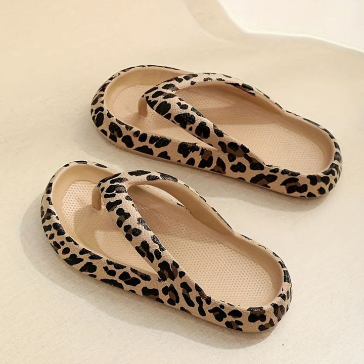 Women's Leopard Print Toe-Strap Flat Slip-On Flip-Flop Sandals