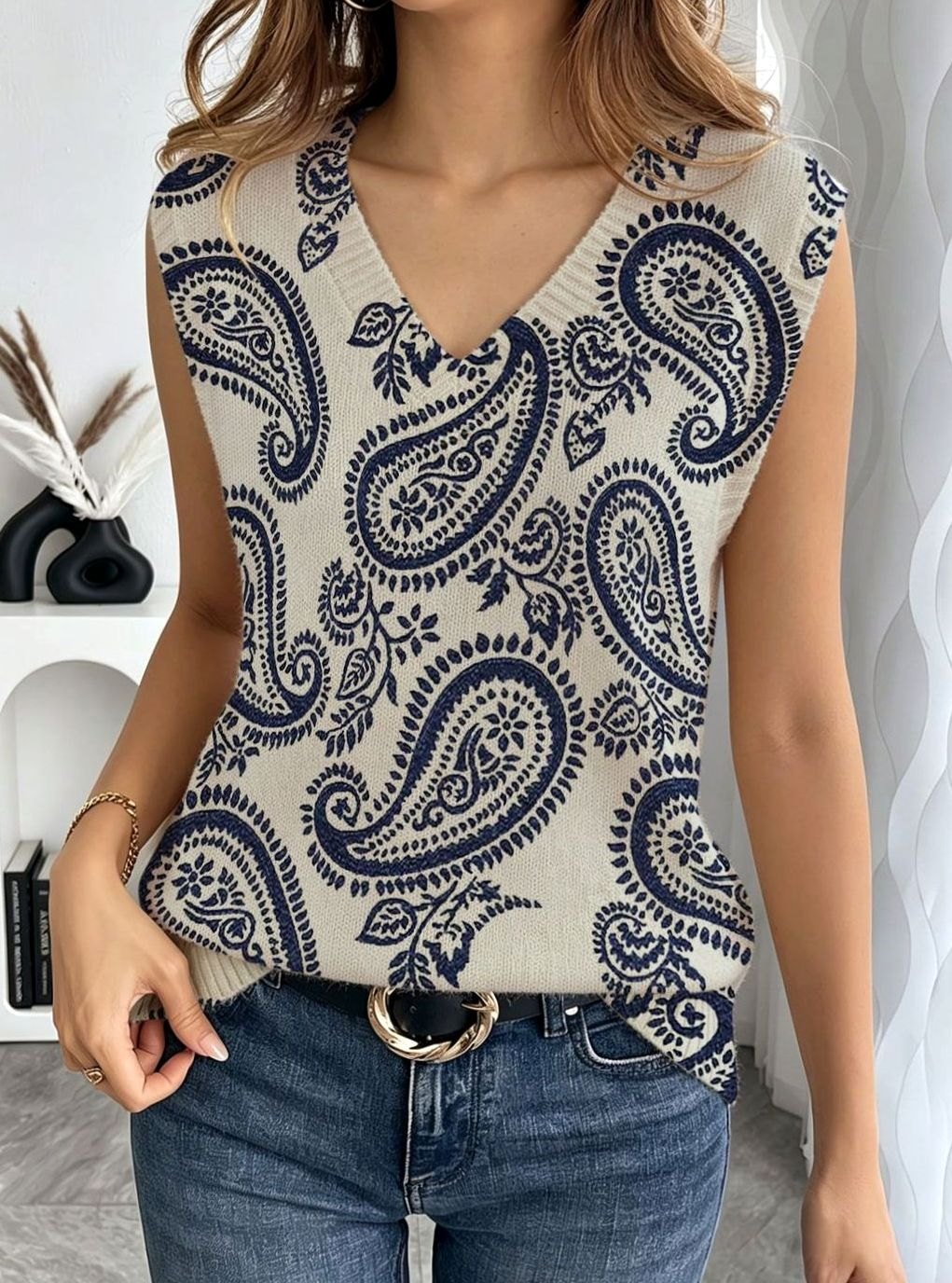 Women's Loose-Fit Sleeveless Tie-Neck Geometric Print Blouse, Green - Grey