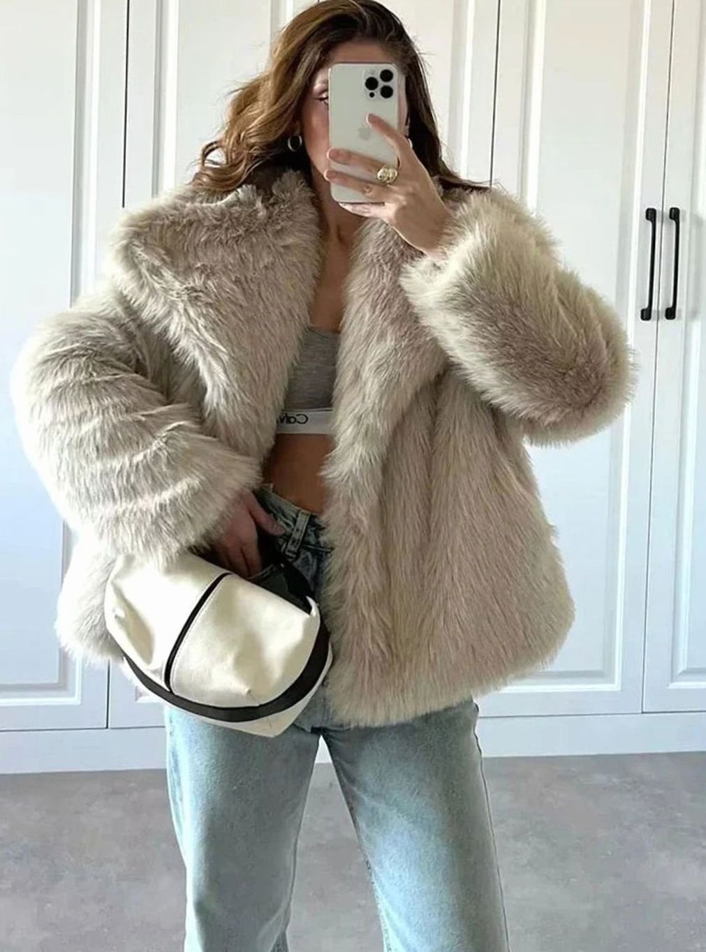 Women's Oversized Faux Fur Coat Ladies Winter Jacket