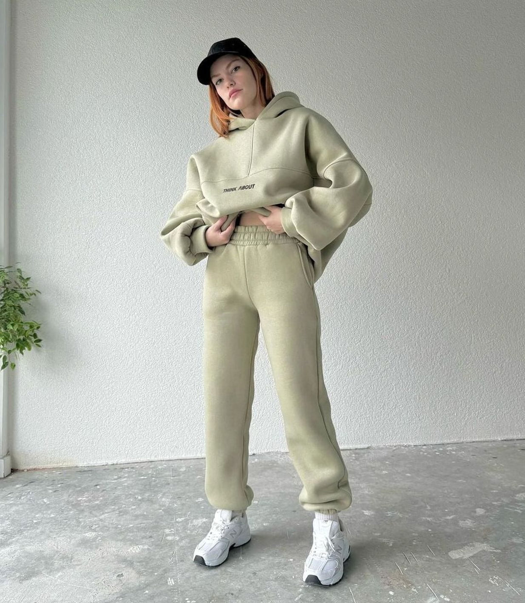 Women's Oversized Fleece-Lined Slogan Hoodie Kangaroo Pocket - Light Green