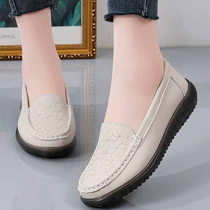 Women's Quilted Leather Slip-On Loafers Flat Comfort Shoes