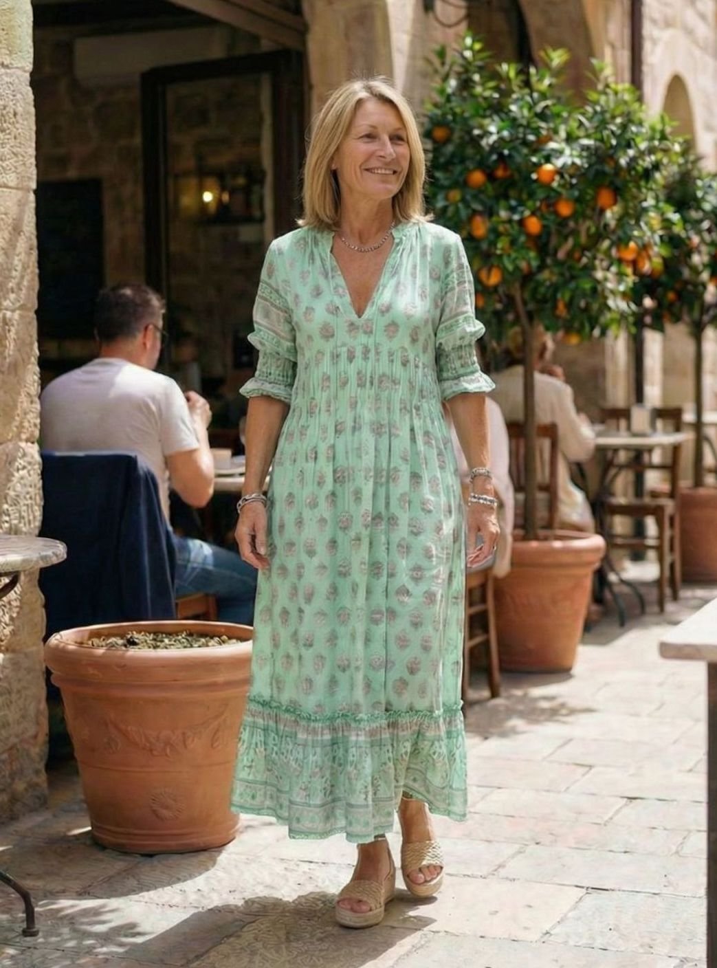 Women's Relaxed Boho V-Neck Ruffle-Sleeve Floral Midi Dress