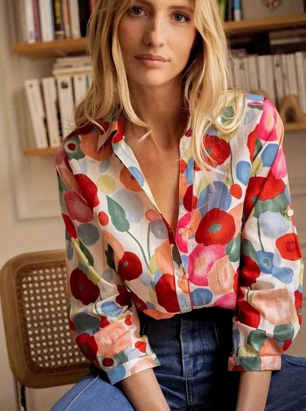 Women's Relaxed-Fit Floral Button-Up Long-Sleeve Blouse