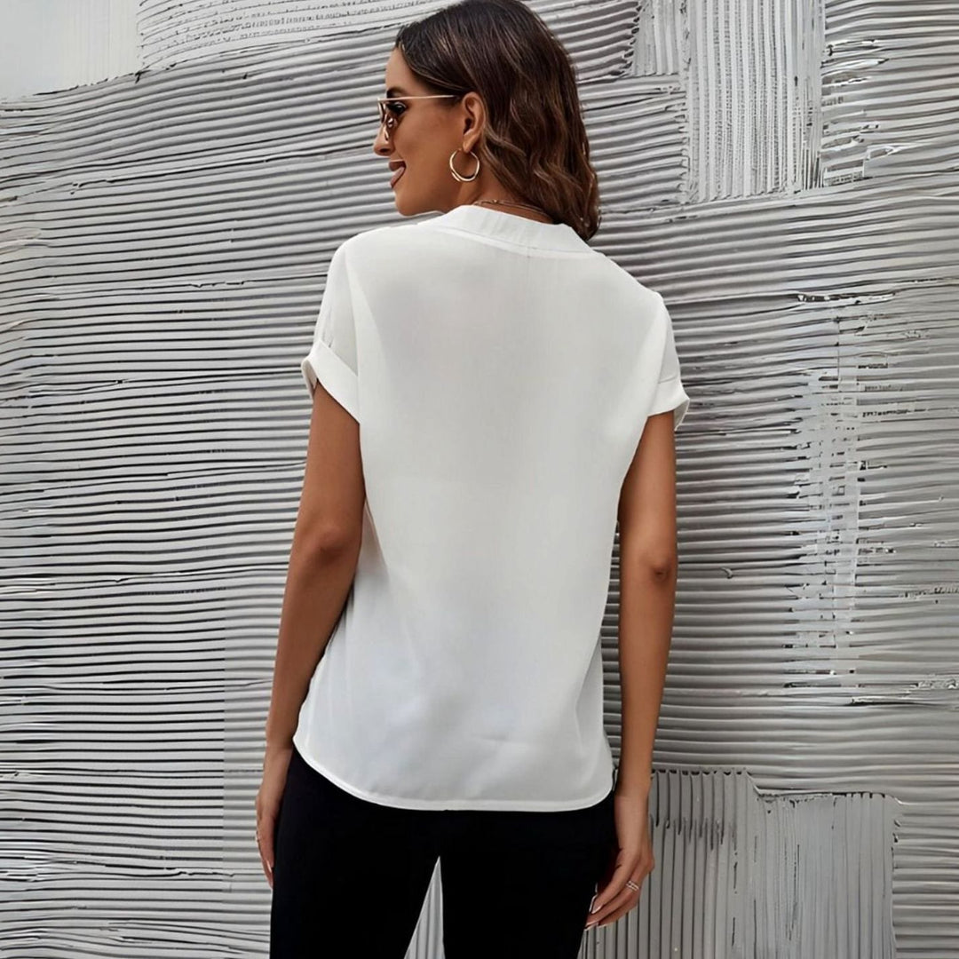 Women's Relaxed-Fit V-Neck Short-Sleeve Chiffon Blouse
