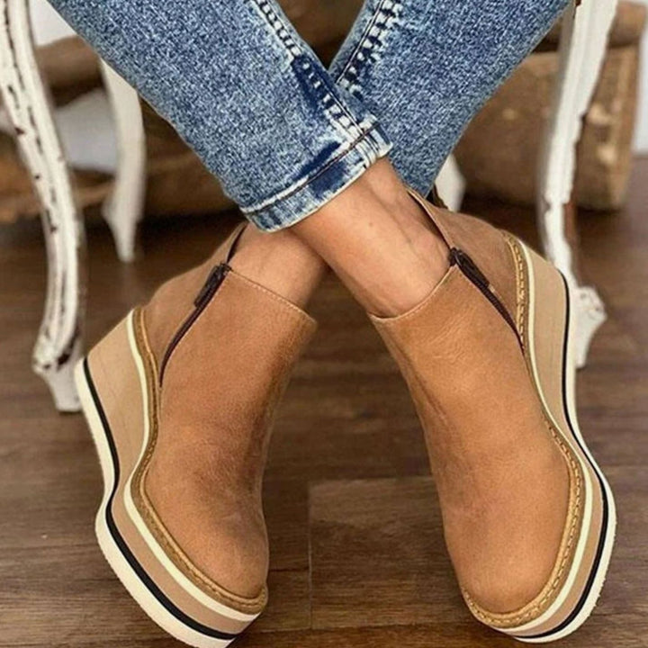 Women's Retro Wedge Platform Ankle Boots Side-Zip Round Toe