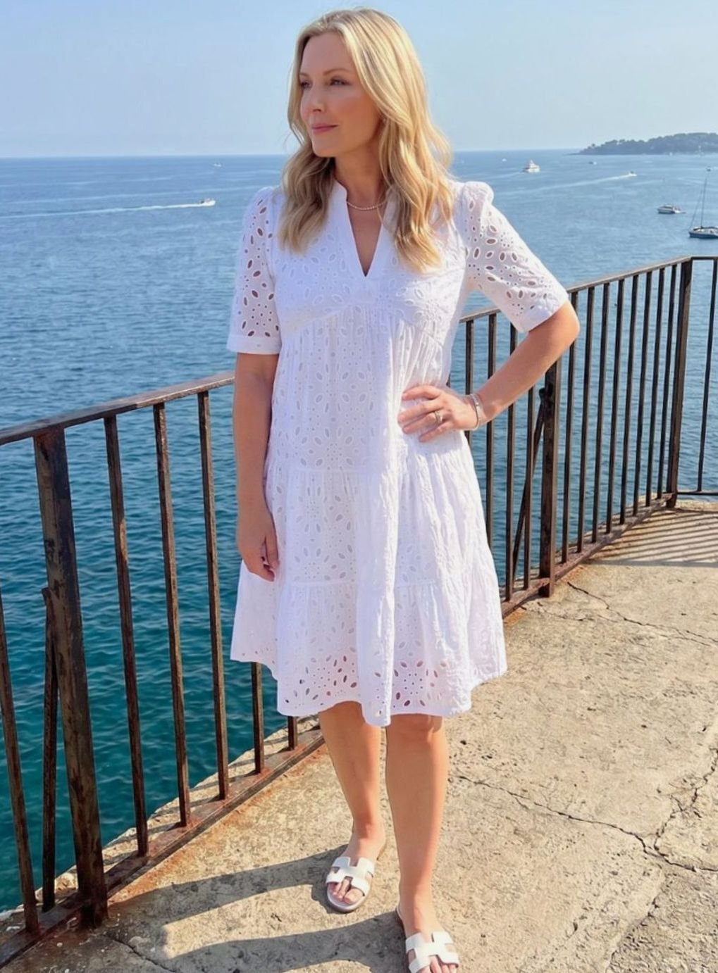 Women's Short Sleeve Tiered Eyelet Knee-Length Dress