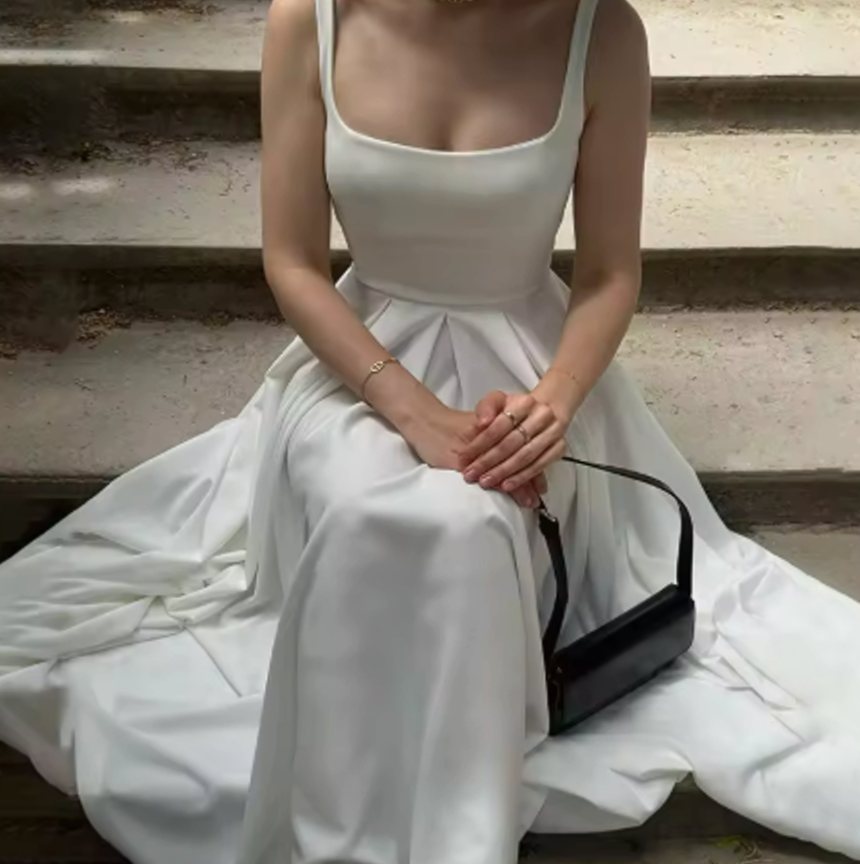 Women's Square-Neck Sleeveless Pleated A-Line Midi Dress