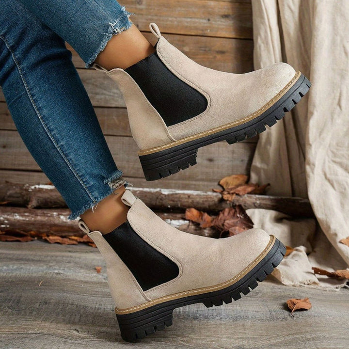 Women's Suede Platform Chelsea Boots Slip-On Ankle Boots
