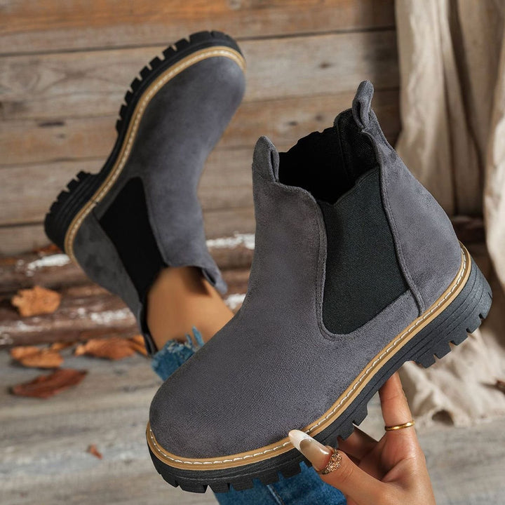 Women's Suede Platform Chelsea Boots Slip-On Ankle Boots - Grey