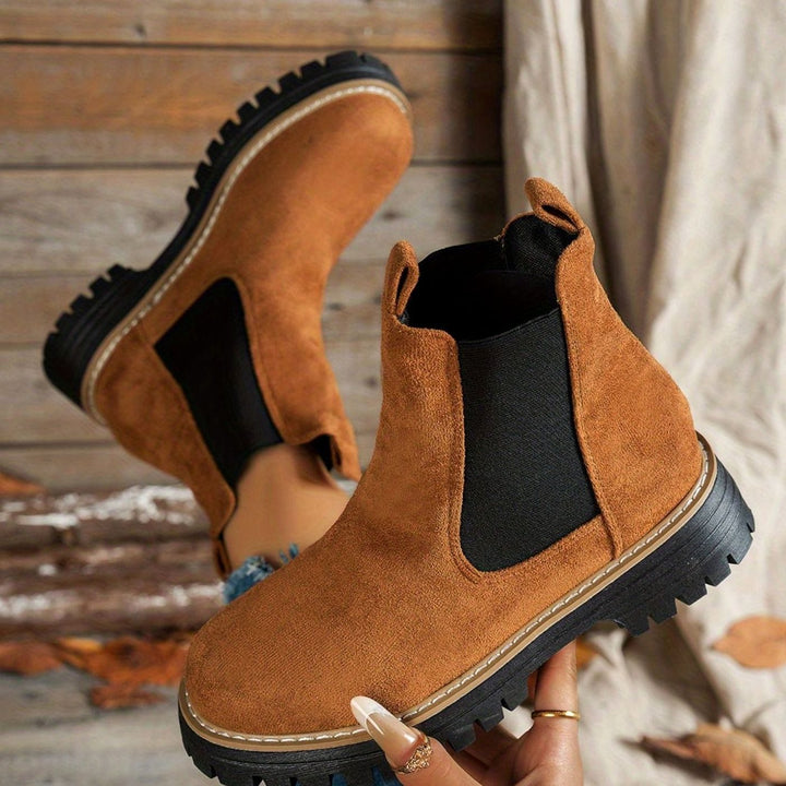 Women's Suede Platform Chelsea Boots Slip-On Ankle Boots - Brown
