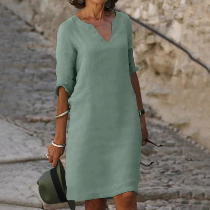 Women's V-Neck Short Sleeve Midi Shift Dress - Light Green