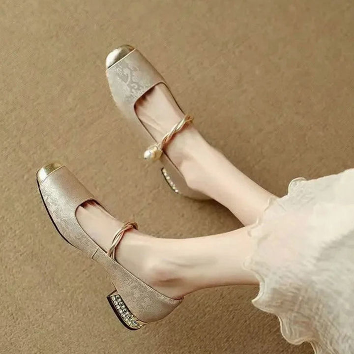 Women's Vintage Mary Jane Low Block Heel Pearl Strap Shoes